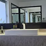 Casa8070 - Exklusive Grosse Maisonette-wohnung 91 Qm Fuer Familien, Gruppen, Geschaeftsreisende, Inklusive Parkplatz, Wlan, Kaffee Und Tee, Voll Ausgestattet Fuer 1 Bis 9 Personen, Zentrumsnah An Der Autobahn A9 Ingolstadt-sued * 잉골슈타트