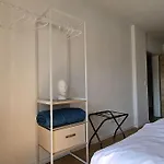 Casa8070 - Exklusive Grosse Maisonette-wohnung 91 Qm Fuer Familien, Gruppen, Geschaeftsreisende, Inklusive Parkplatz, Wlan, Kaffee Und Tee, Voll Ausgestattet Fuer 1 Bis 9 Personen, Zentrumsnah An Der Autobahn A9 Ingolstadt-sued *