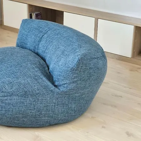 Apartment Casa 8070 Exklusive Maisonette-wohnung 91qm 4 Ideal Fuer Gruppen Familien Geschaeftsreisende Fuer 1-9 Personen Inklusive Wlan Netflix Waiputv Kaffee Tee & Kostenloser Parkplatz Am Haus *