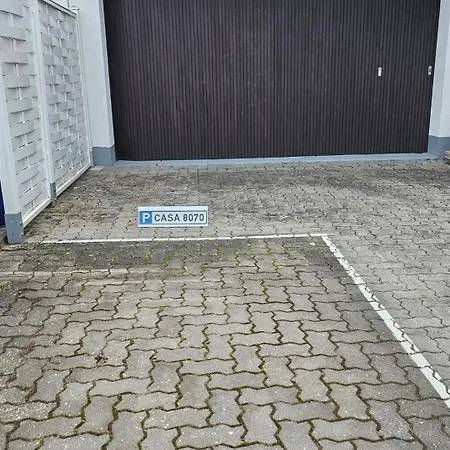 דירה Casa 8070 Exklusive Maisonette-wohnung 91 Qm Fuer Familien, Gruppen, Geschaeftsreisende, Inklusive Parkplatz, Wlan, Kaffee Und Tee, Voll Ausgestattet Fuer 1 Bis 9 Gaeste, Zentrumsnah, Autobahn A9 Ingolstadt-sued, Donau, Auwaldsee Und Gewerbegebiet אינגולשטאט