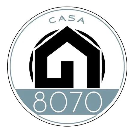 Casa 8070 Exklusive Maisonette-wohnung 91 Qm Fuer Familien, Gruppen, Geschaeftsreisende, Inklusive Parkplatz, Wlan, Kaffee Und Tee, Voll Ausgestattet Fuer 1 Bis 9 Gaeste, Zentrumsnah, Autobahn A9 Ingolstadt-sued, Donau, Auwaldsee Und Gewerbegebiet דירה
